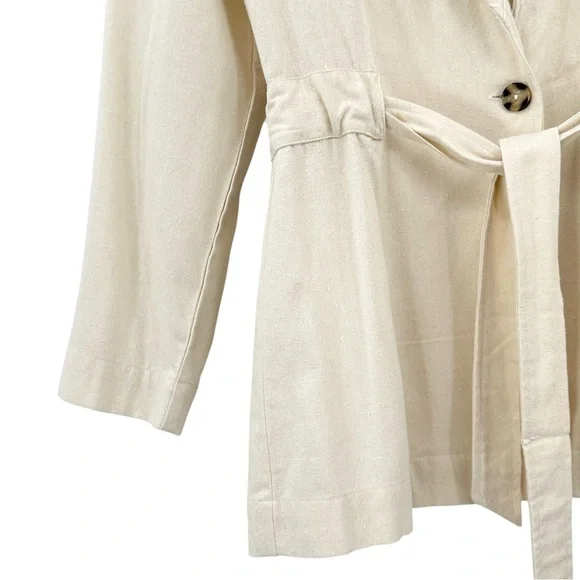 Chic Cream Belted Blazer for Women - Picture 7 of 11